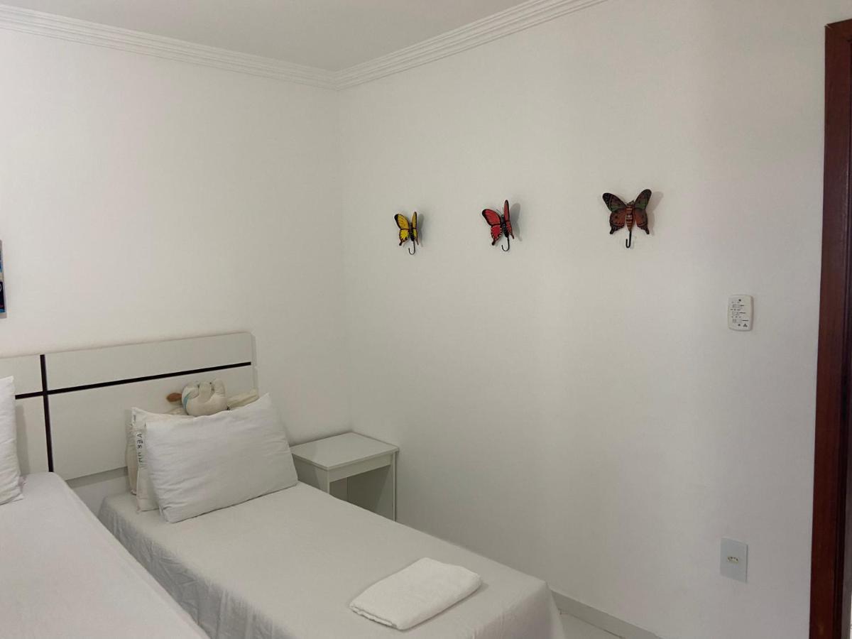 Apartamento 250 Metros Da De Taperapuan Apartment *